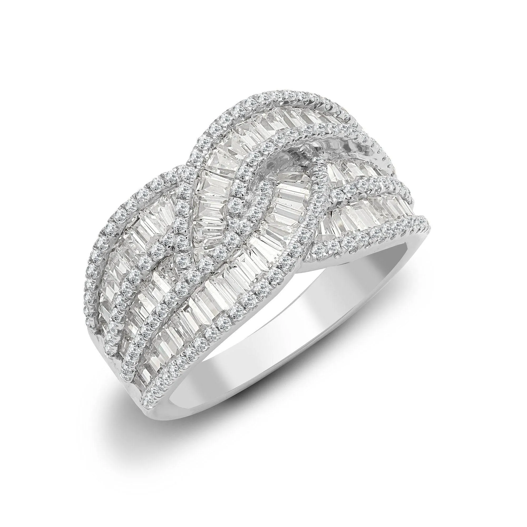 18ct White 1.83ct Round & Baguette Diamond Ring