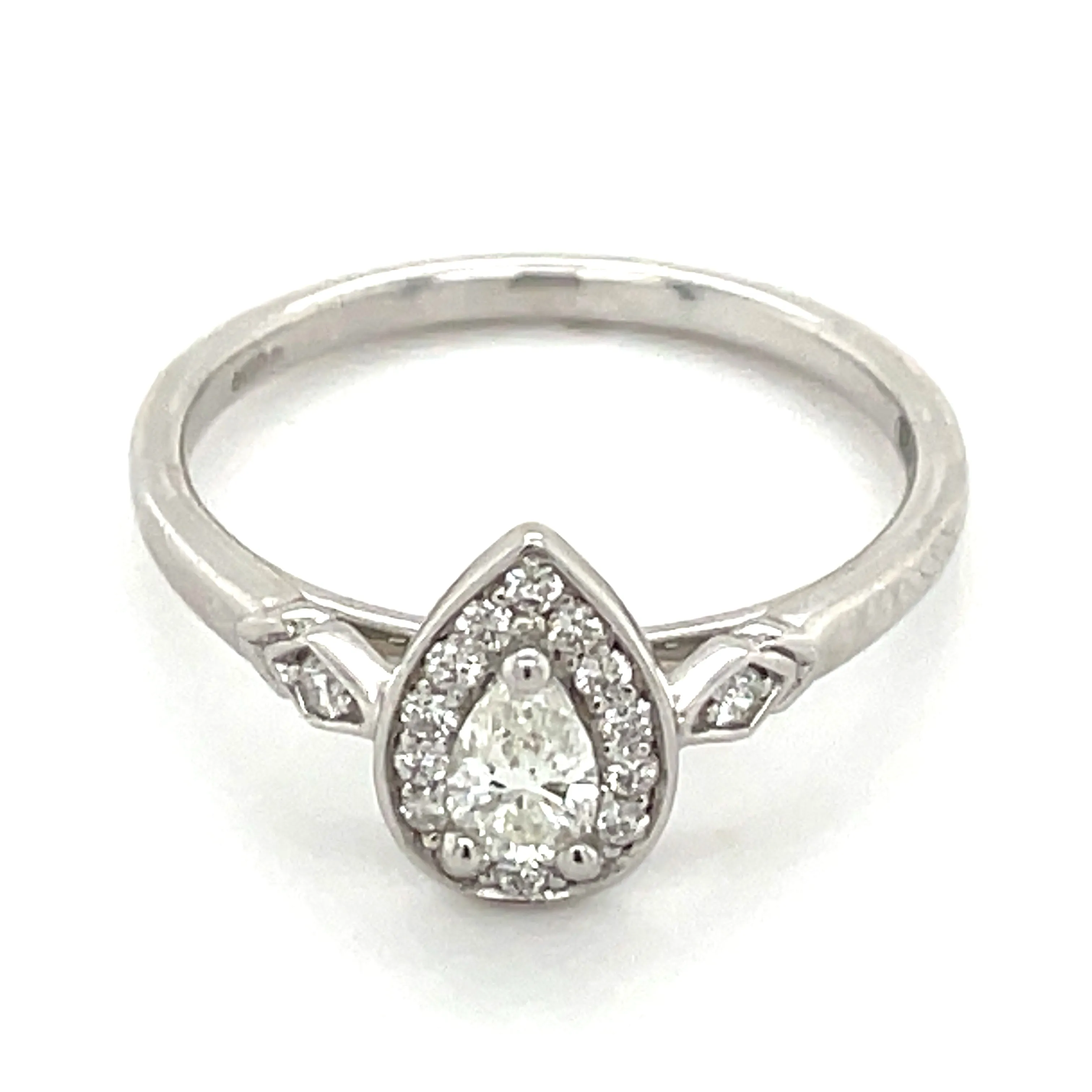 18ct White Gold Pear Halo Diamond Earth Grown Engagement Ring