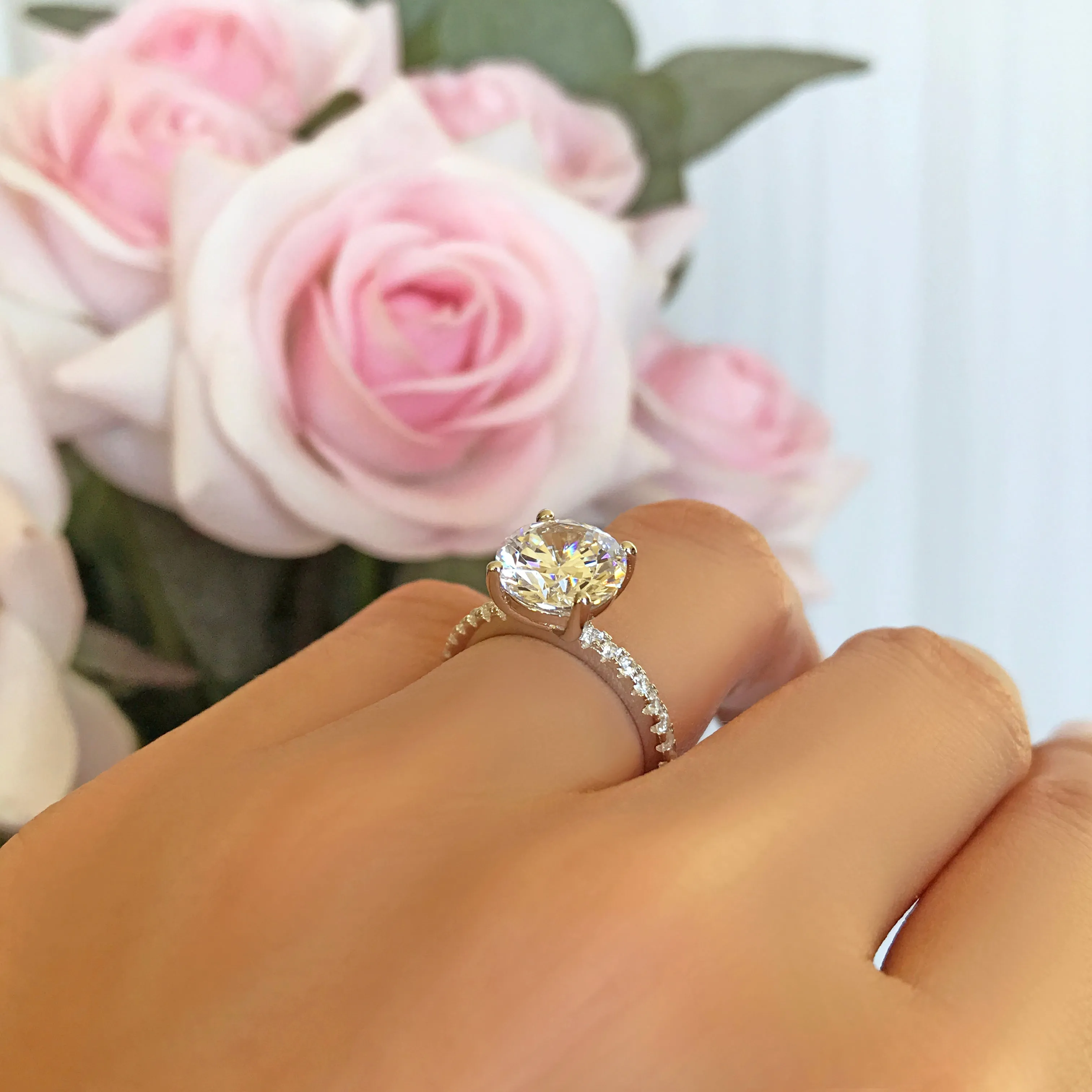 3.25 ctw Round Accented Solitaire Ring