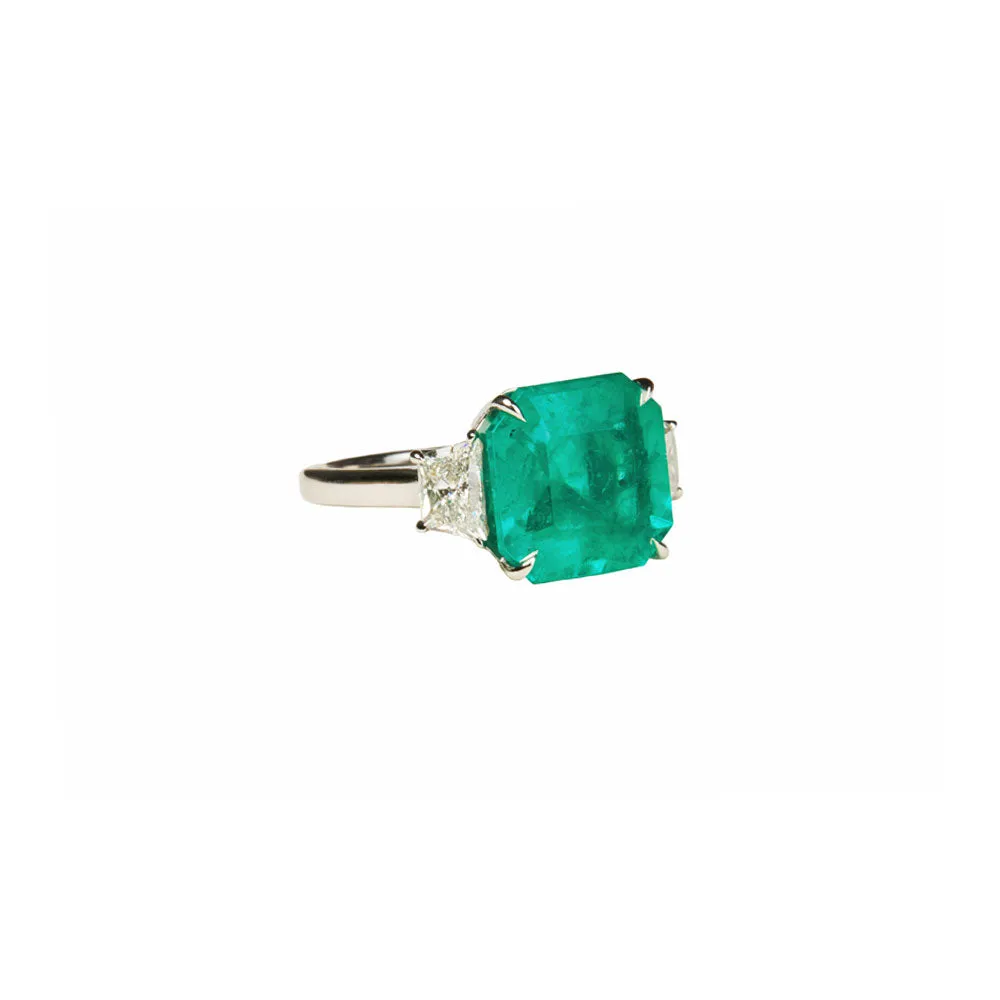 6.98 Carat Colombian Emerald and Diamond Ring