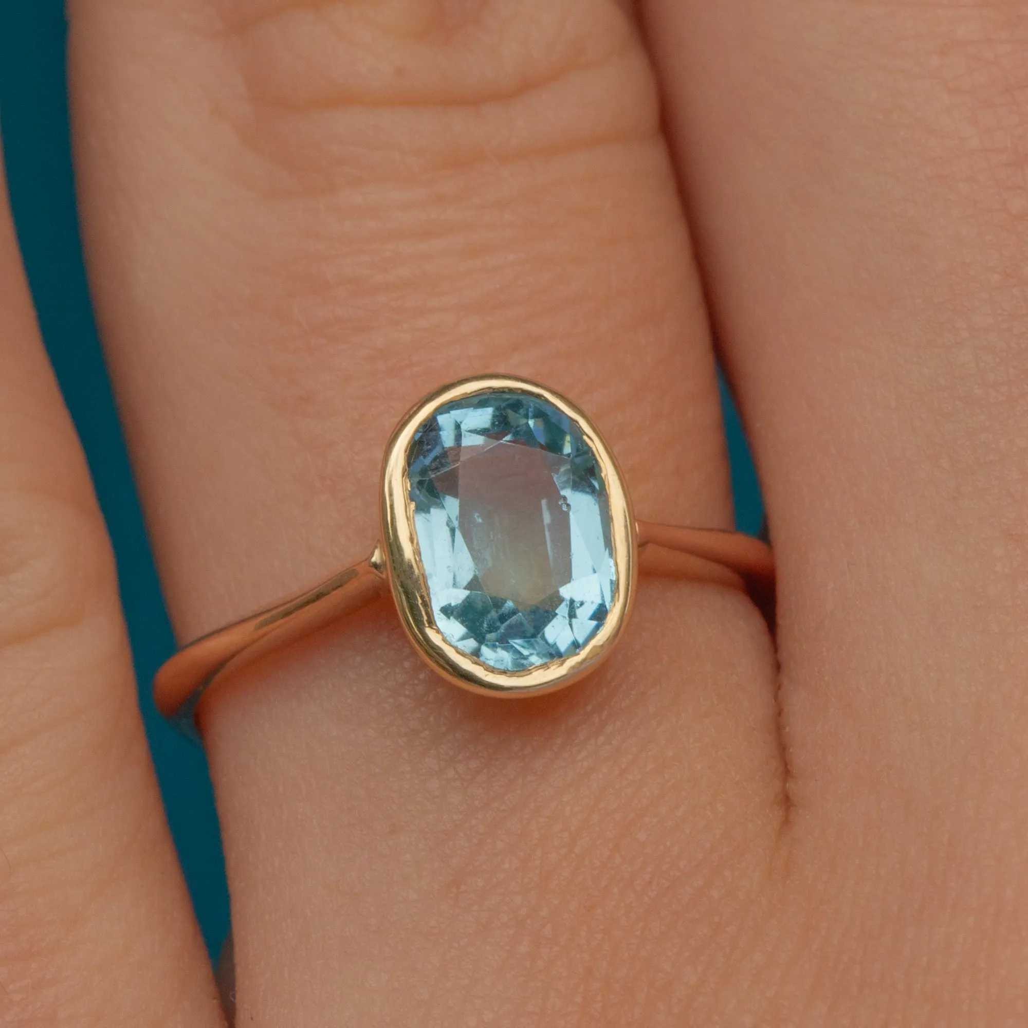 Antique 9ct Gold Aquamarine Bezel-Set Ring, 1.10ct