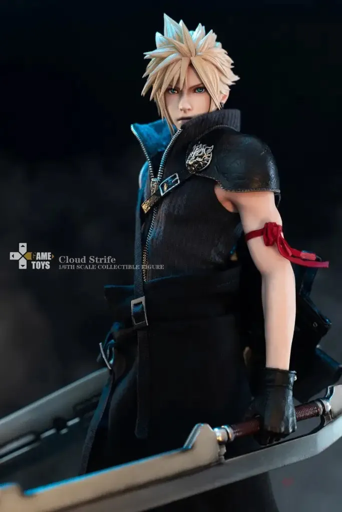 Cloud Strife 1/6 Scale Figure