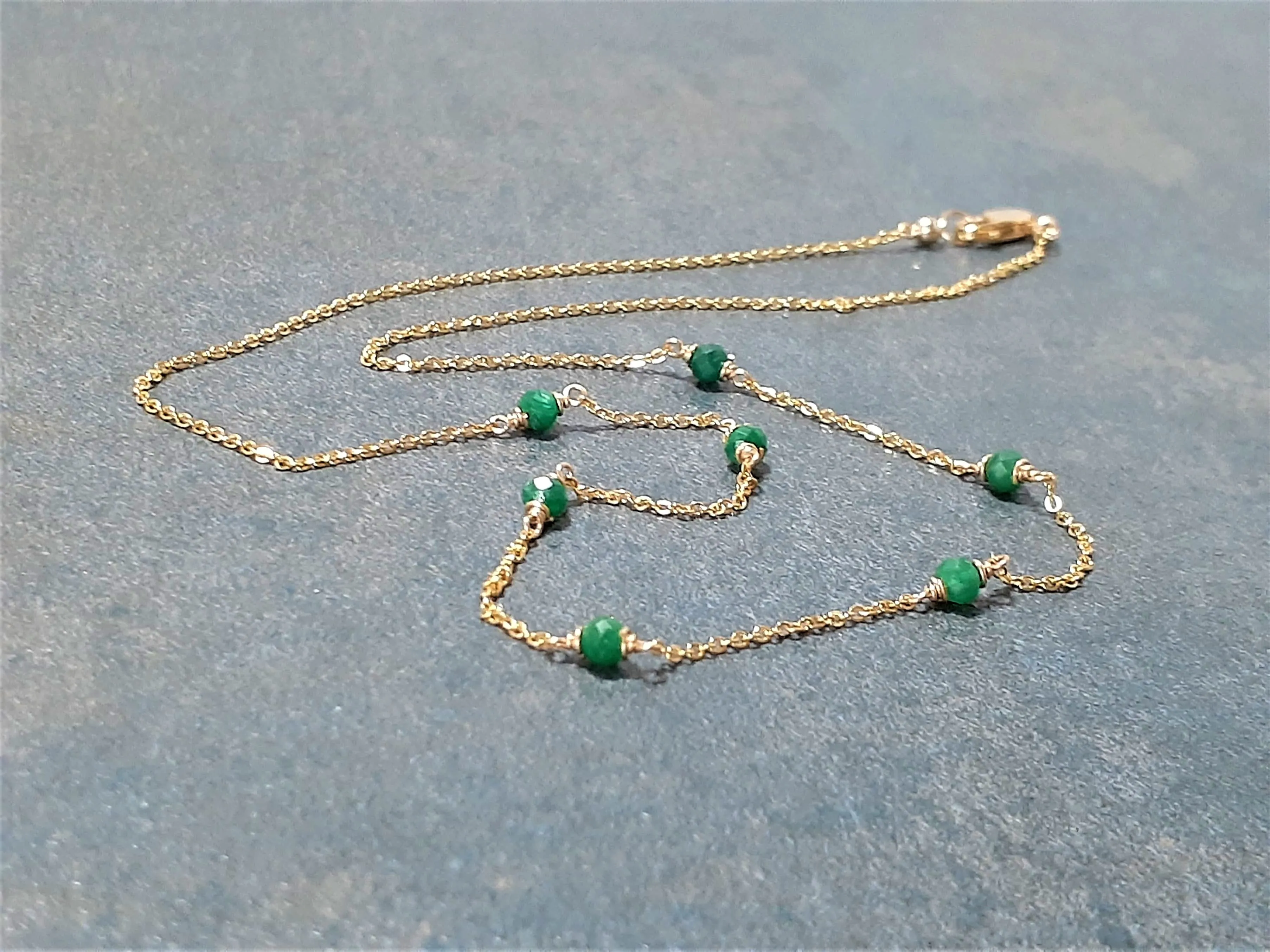 Emerald Beaded Choker Necklace