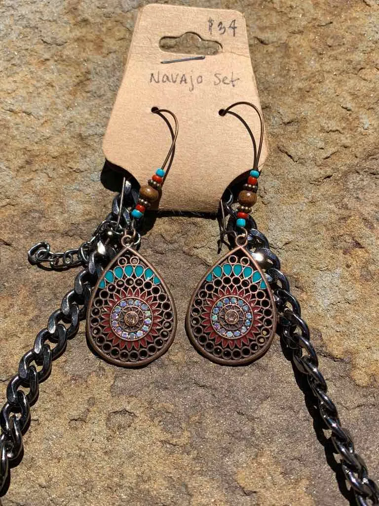 Moroccan Feather Necklace Set