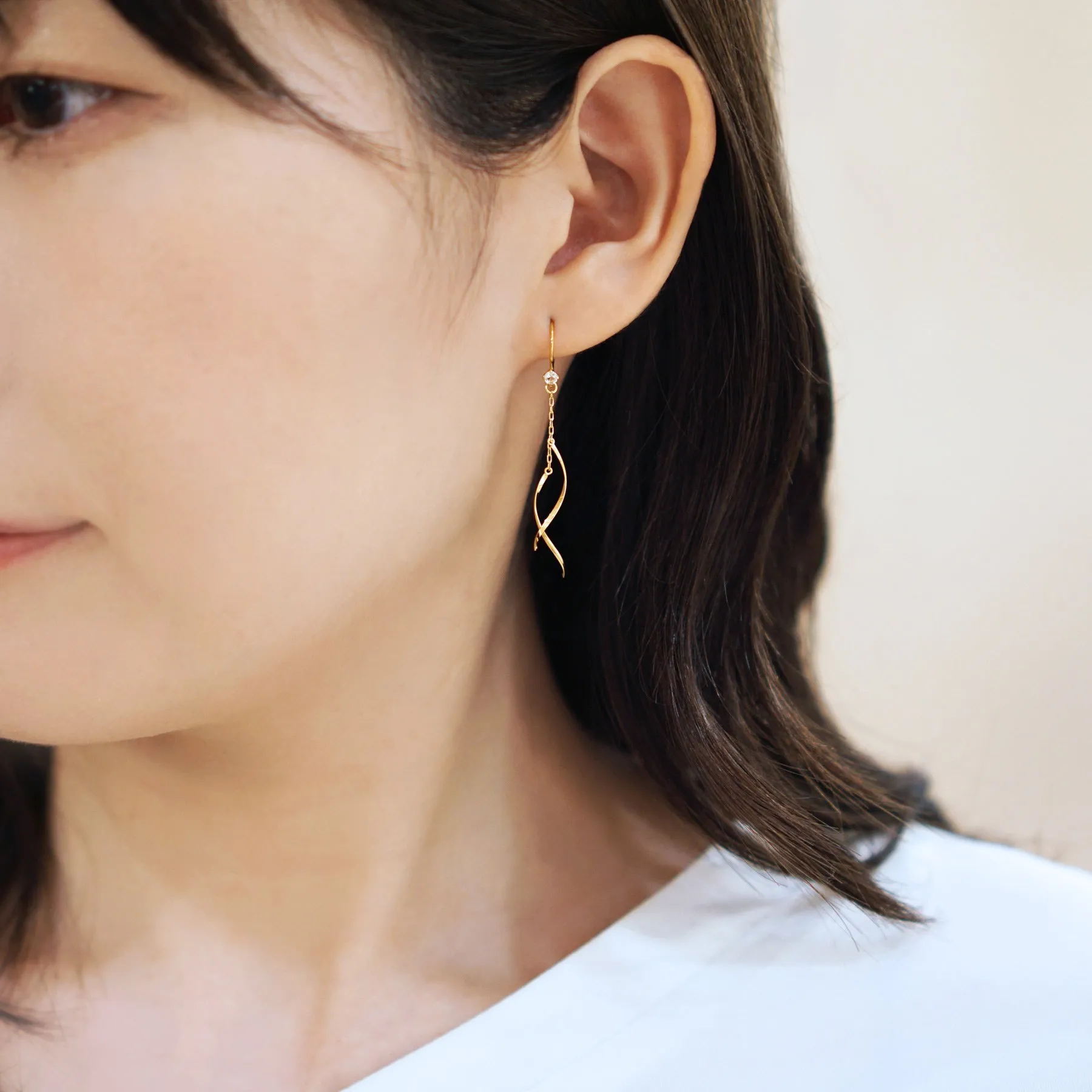 [Palette] 18K Yellow Gold Wire Base Earrings