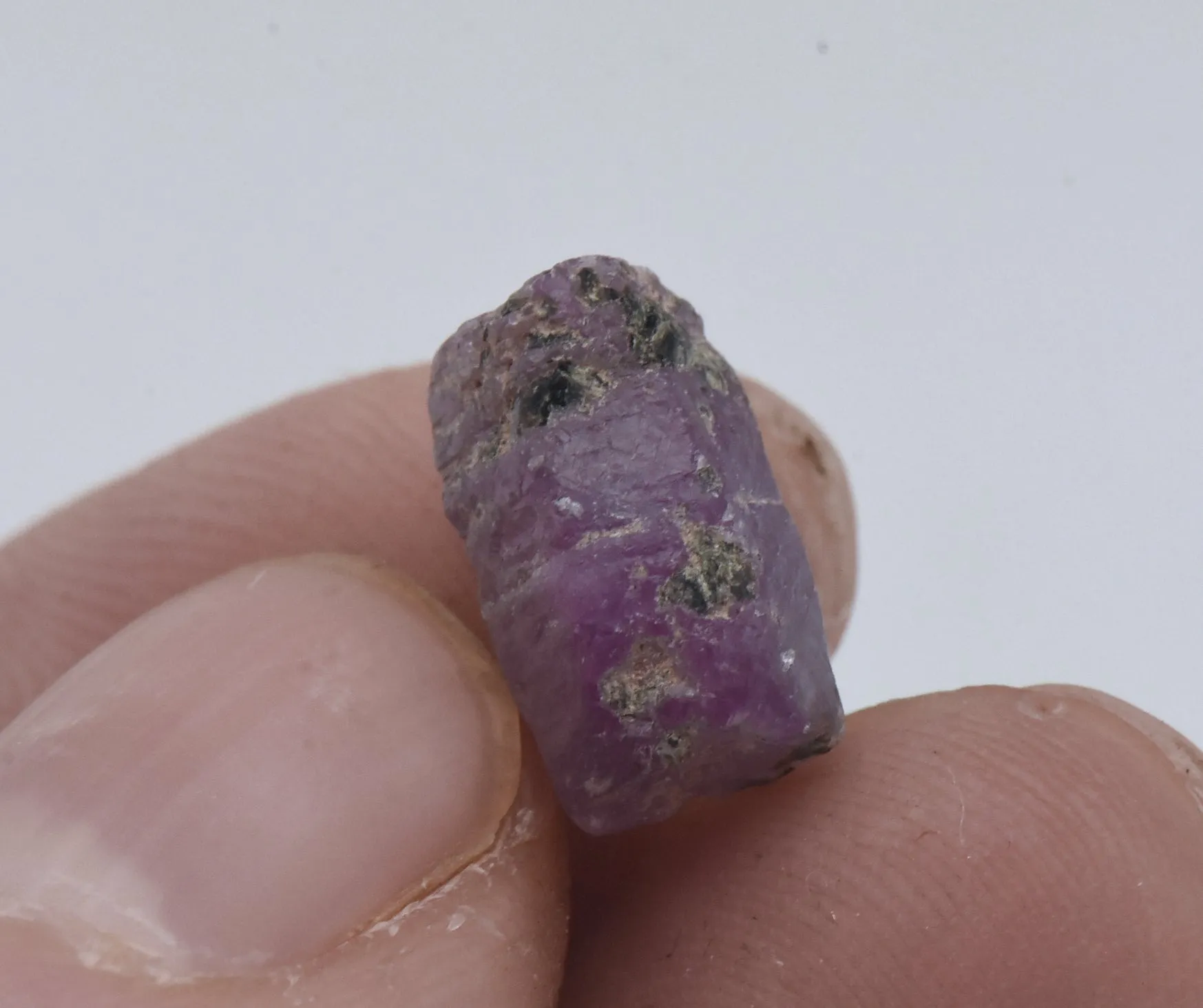 Rough Guinea Ruby Crystal Mineral Specimen - 1.8g