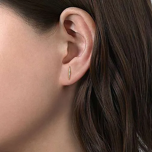 Smooth Bar Stud Earrings