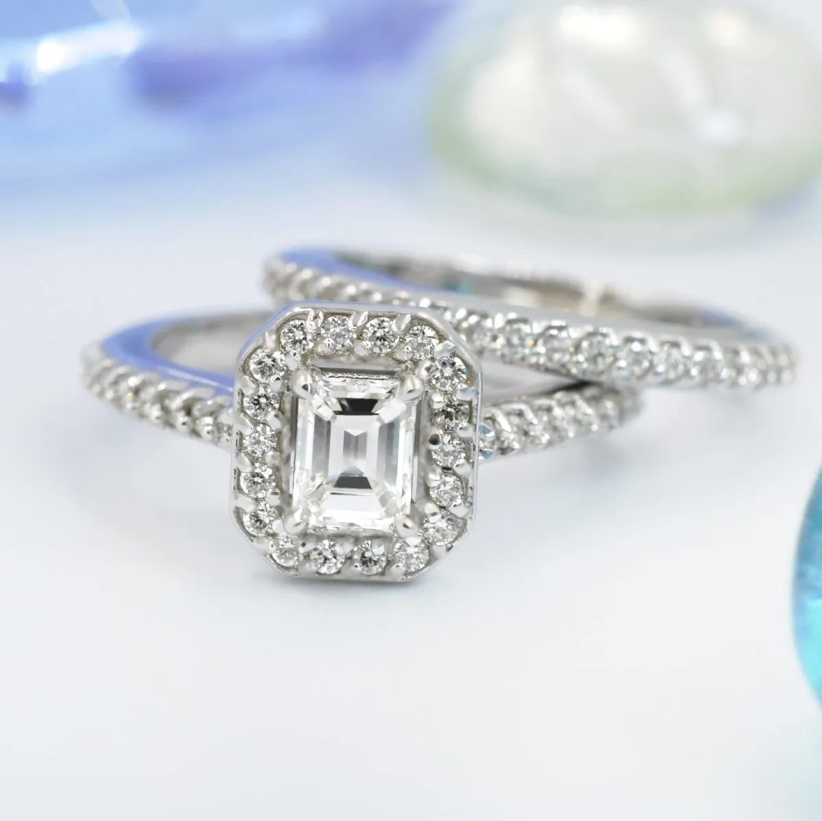 Wholesale 0.90 CT Emerald and Round Cut Diamond Bridal Set in 14 KT White Gold